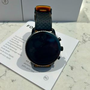 Fossil smart watch- gently used